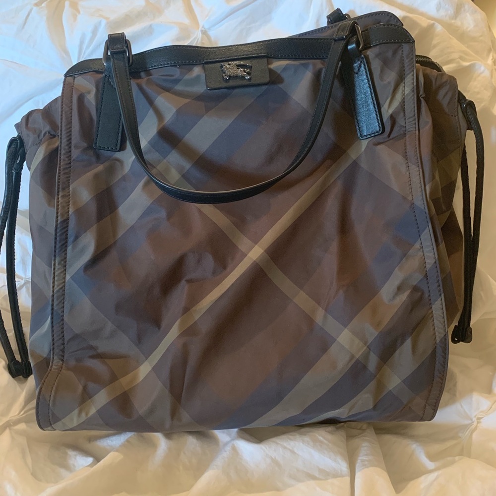Authentic💕 Burberry - Picture 3 of 7